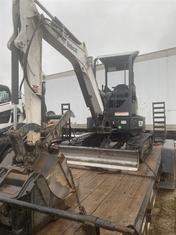 Bobcat E26 Mini Ex W/ 12", 18", 24" Bucket