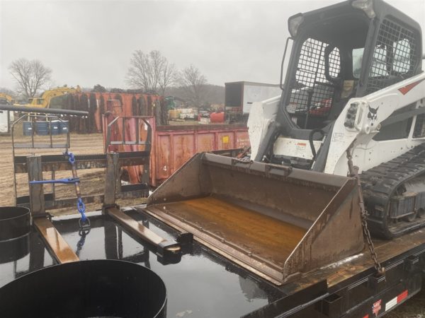 Bobcat T590 Skid Steer W/ Bucket and Forks
